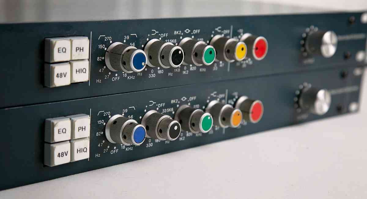preamp vs amp